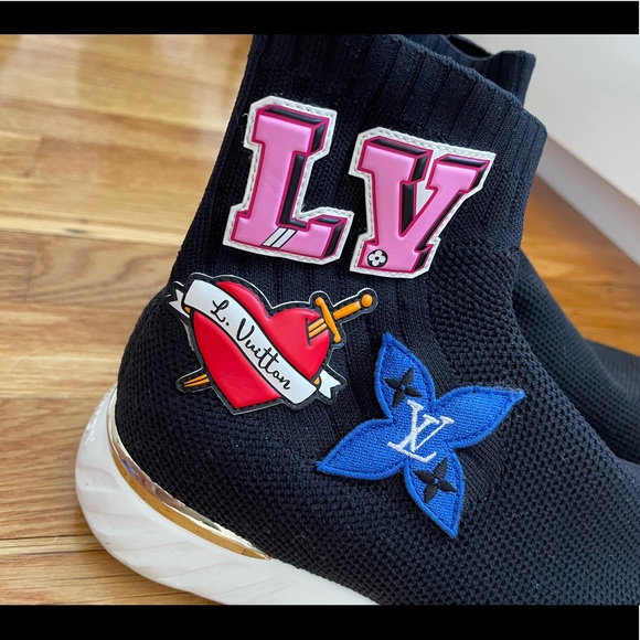 LOUIS VUITTON
Stretch Fabric LV Black Heart Size35 - Picture 6 of 11